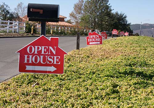 Selling Your Home in the Winter: How You Can Make the Most of It